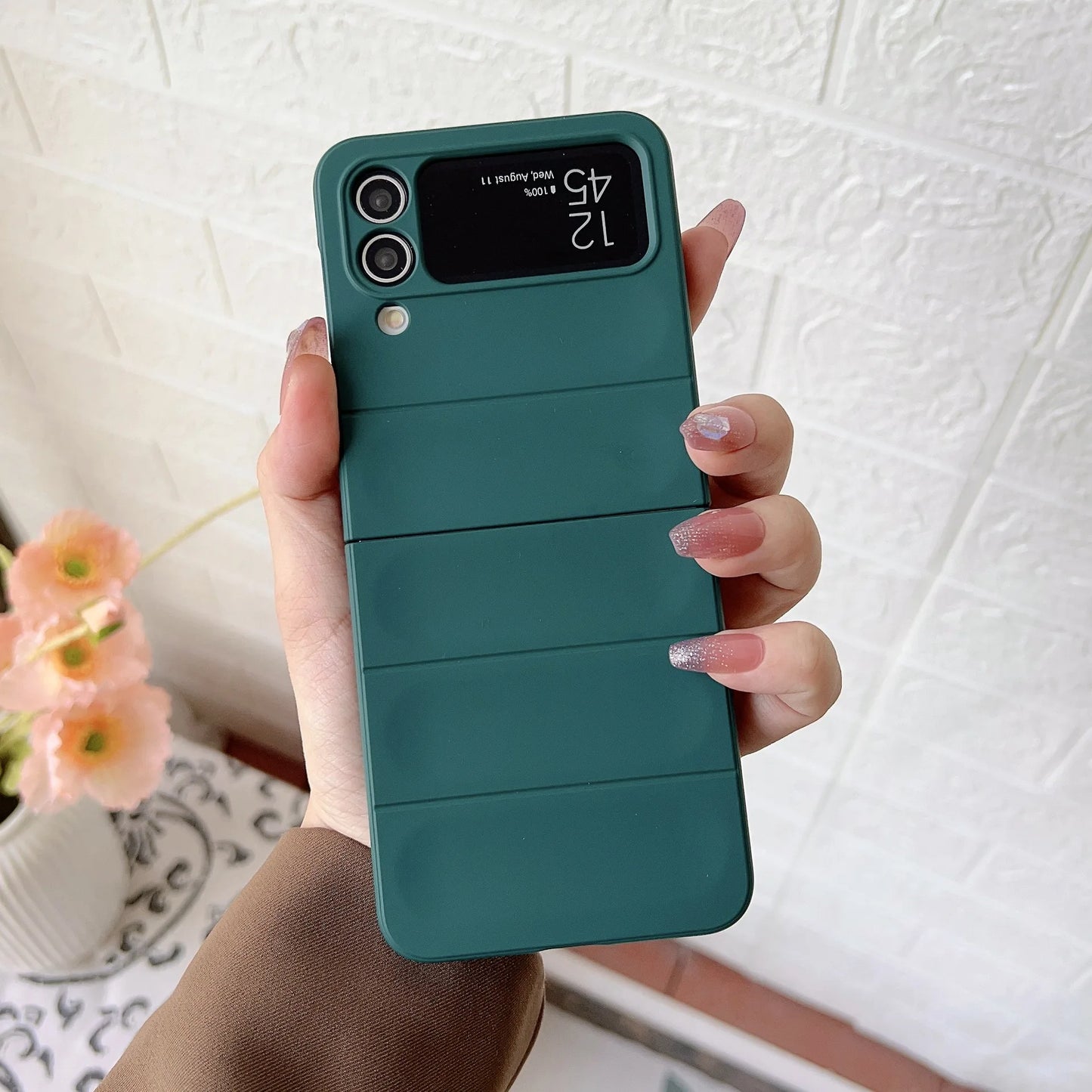 High Quality Skin Friendly Premium Eco-friendly Matte Plain Folding TPU+PC Phone Case for Z Flip 6/5/4/3 Anti-Fall
