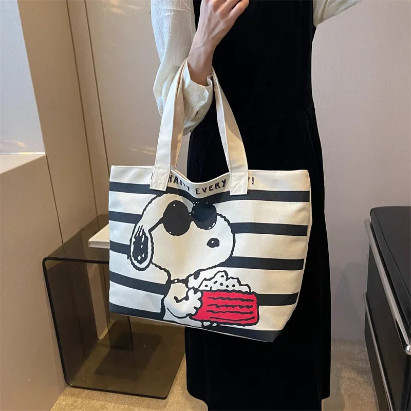 HOT Snoopy student cartoon large-capacity tote bag new versatile printed mommy bag portable shoulder shopping bag canvas bag
