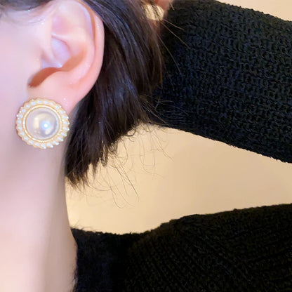 Delicate Imitation Pearl Stud Earrings For Women New In Geometric Round Earings Party Wedding Light Luxury Jewelry Girls Gift